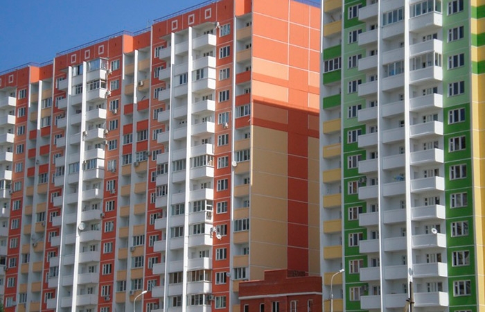 Насколько в действительности упали цены на жильё в России?