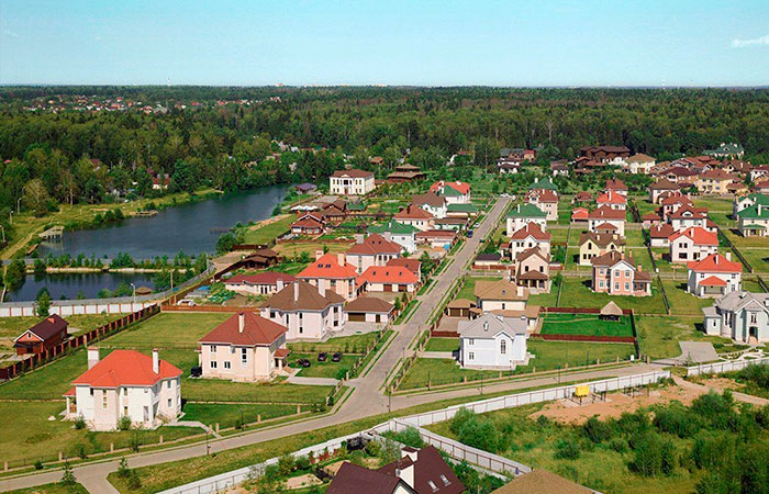 В Новой Москве заморожено строительство каждого пятого коттеджного поселка