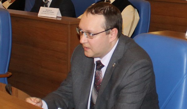 Сергей Сериков сейчас проходит проверку в правоохранительных органах и с высокой степенью вероятности займет этот пост