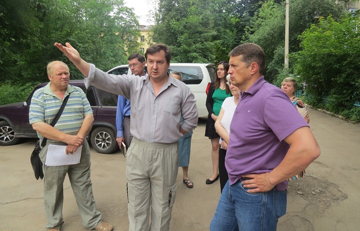 Евгений Авилов проинспектировал ход работ по благоустройству мест отдыха в Туле