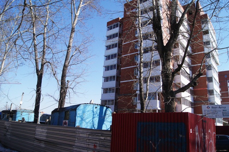 Власти Иркутска пообещали обманутым дольщикам ЖК «Порт-Артур» достроить объект