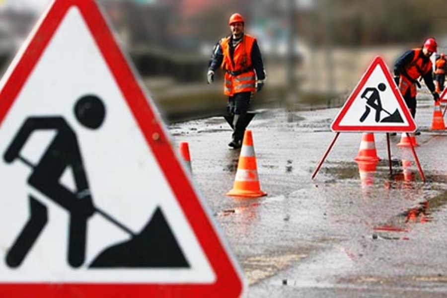 Из-за аварии на трубопроводе придется вскрывать новый асфальт на перекрестке Калинина-Дорожная